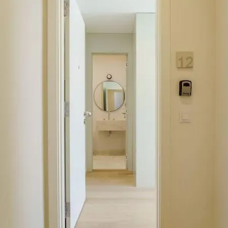 Modern & Bright Mercado 12 By Lisbeyond *